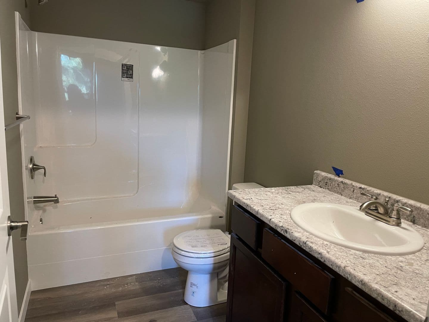 Bellingham Apartment: 3613 Consolidation Avenue