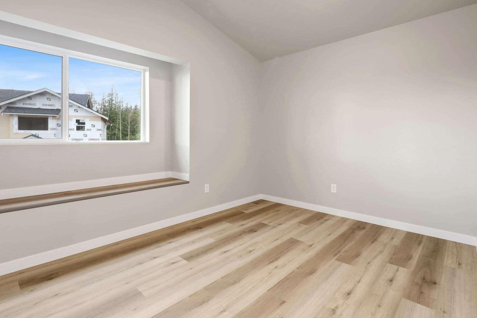 Blaine Apartment: 2722 Oleander Loop