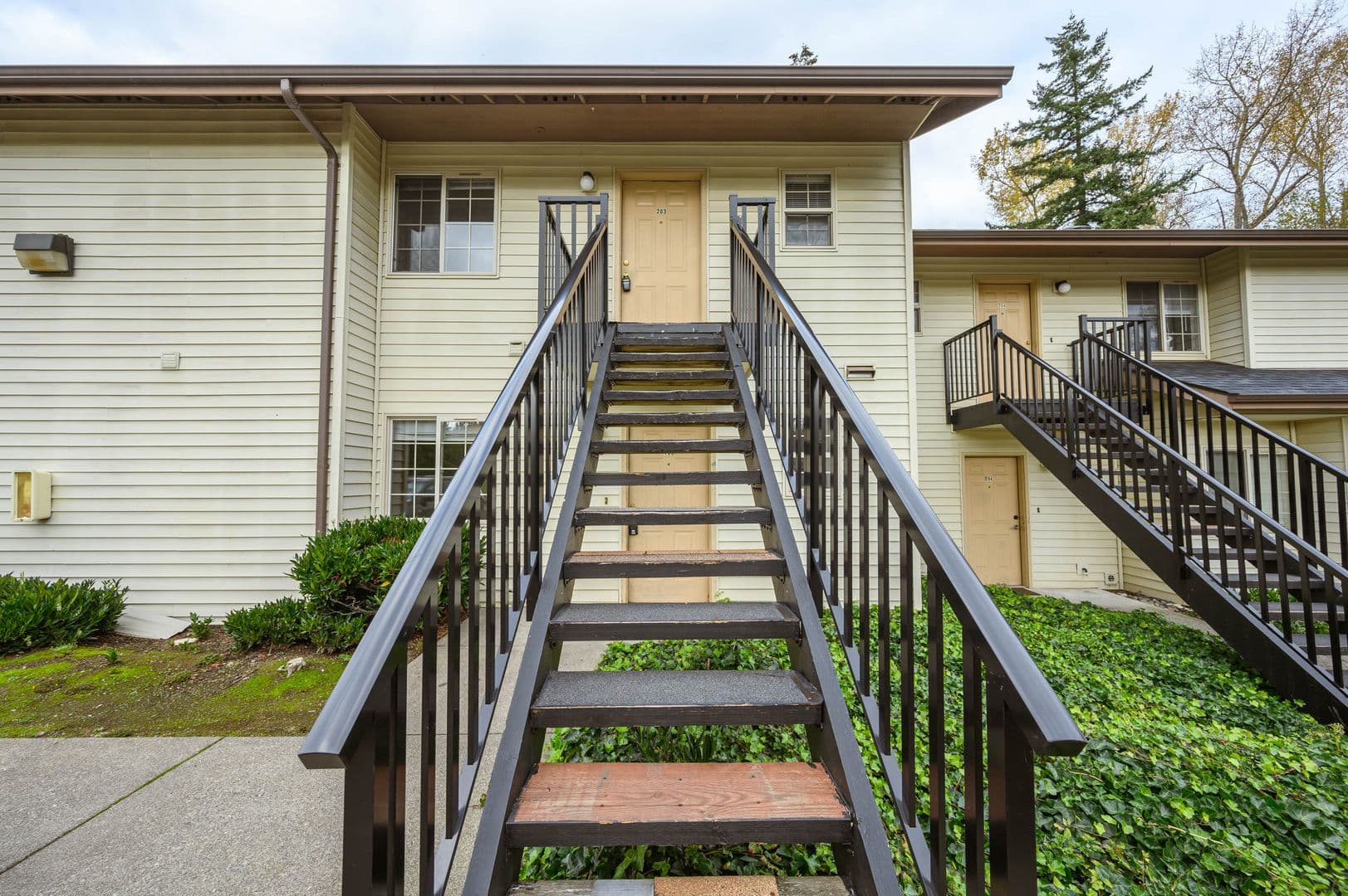 Bellingham Apartment: 3206 W. Maplewood