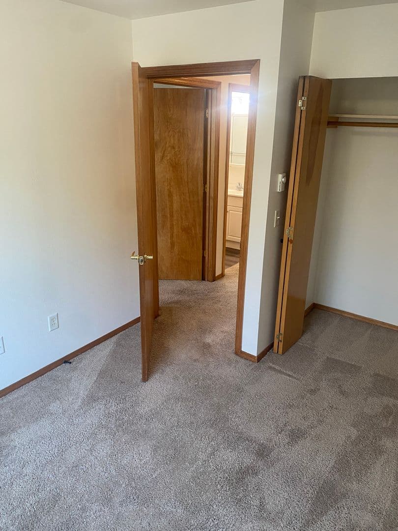 Bellingham Apartment: 1504 Alabama Street