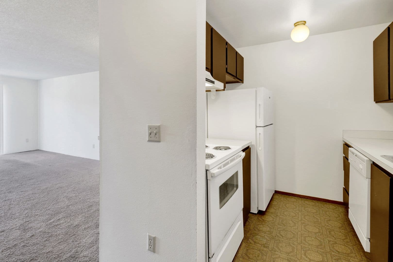 Bellingham Apartment: 808 21st Street