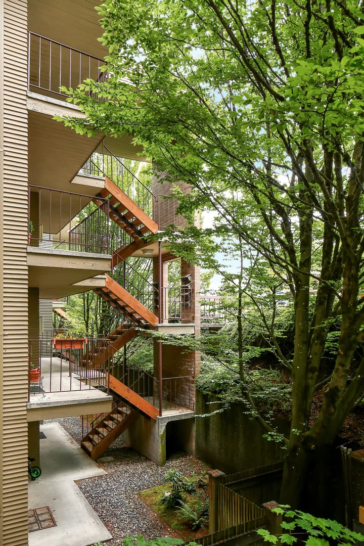 Lynden Apartment: La Villa Drive, 1412 Liberty St, 1414 Liberty St, 14th St