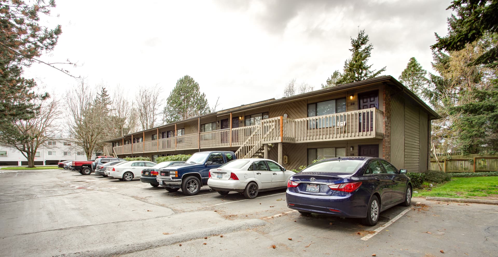 Bellingham Apartment: 2836-2842 W. Maplewood Ave