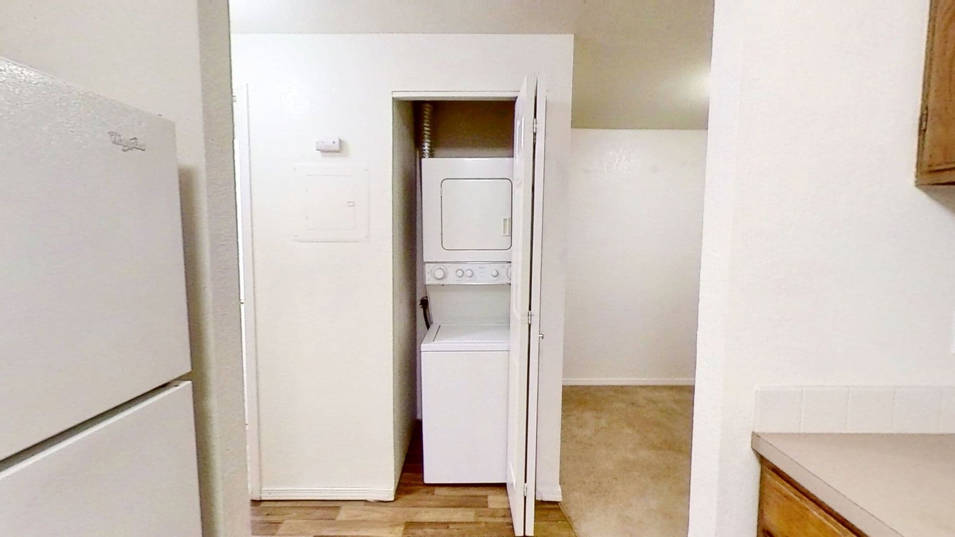 Bellingham Apartment: 2836-2842 W. Maplewood Ave