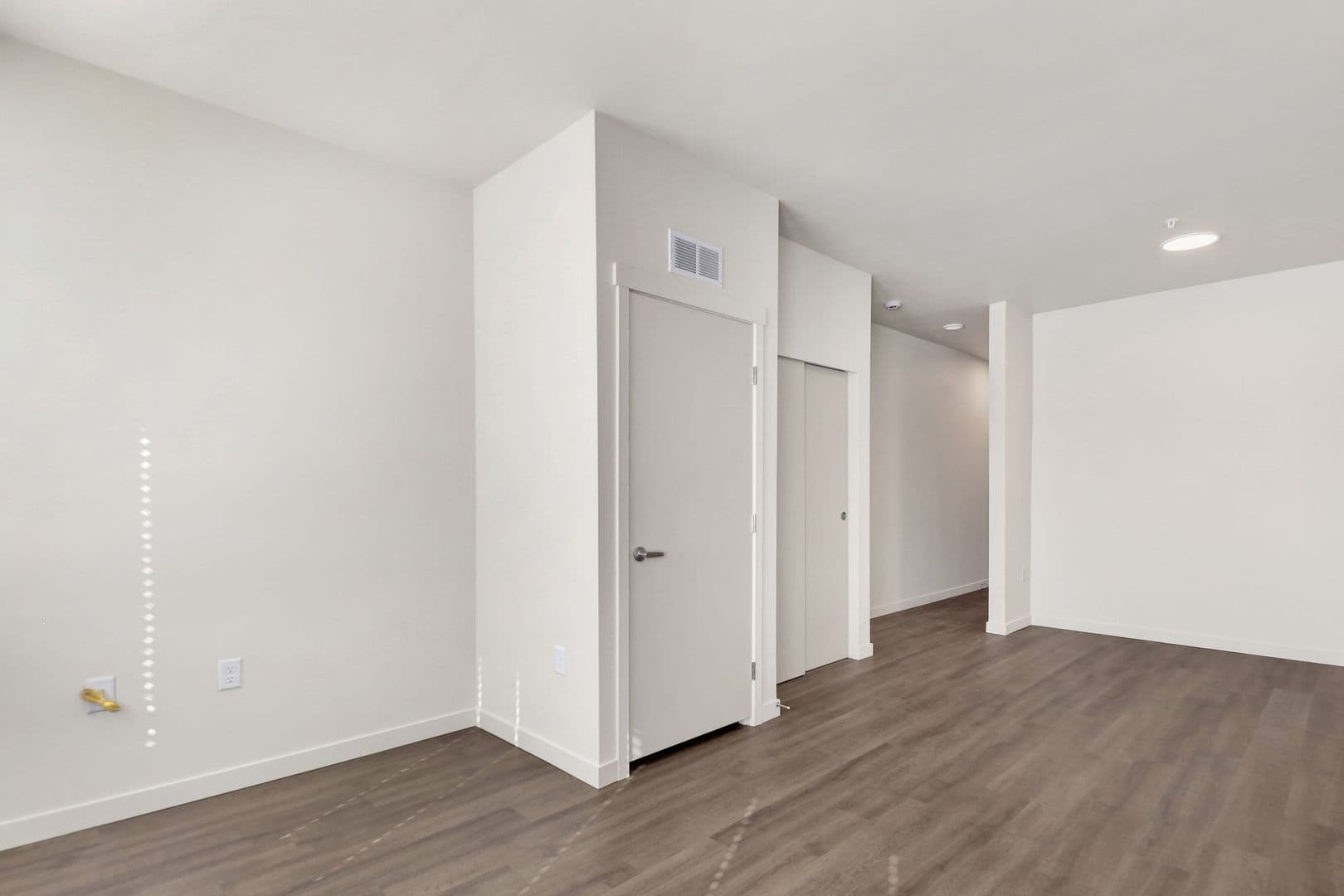 Bellingham Apartment: 1818 D Street