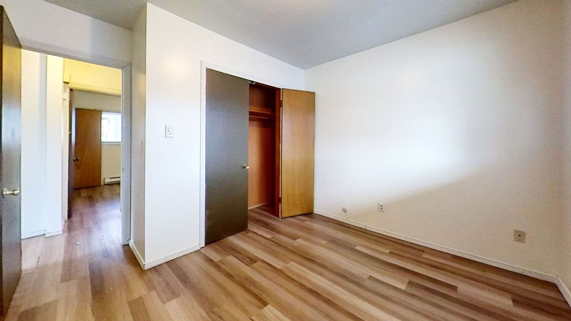 Lynden Apartment: 200 Grover Street