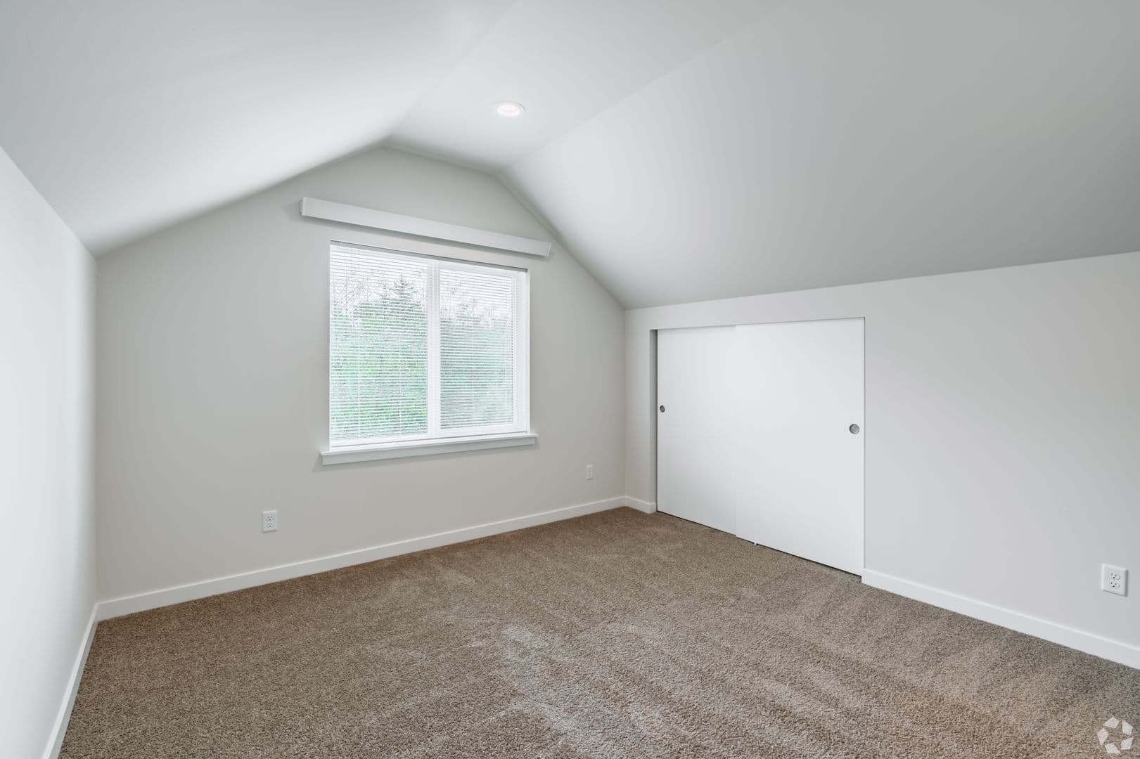 Bellingham Apartment: 200- 282 Tull Place