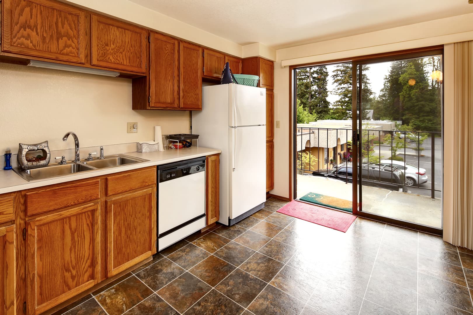 Lynden Apartment: La Villa Drive, 1412 Liberty St, 1414 Liberty St, 14th St