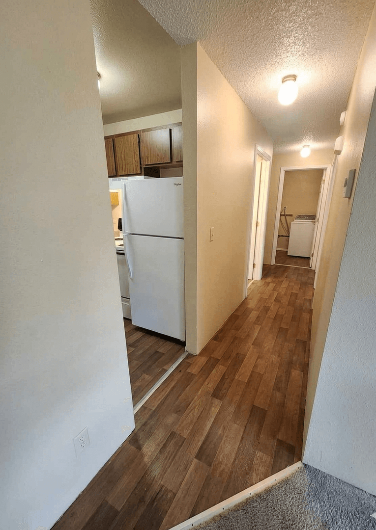 Bellingham Apartment: 926 23rd/927 22nd Street