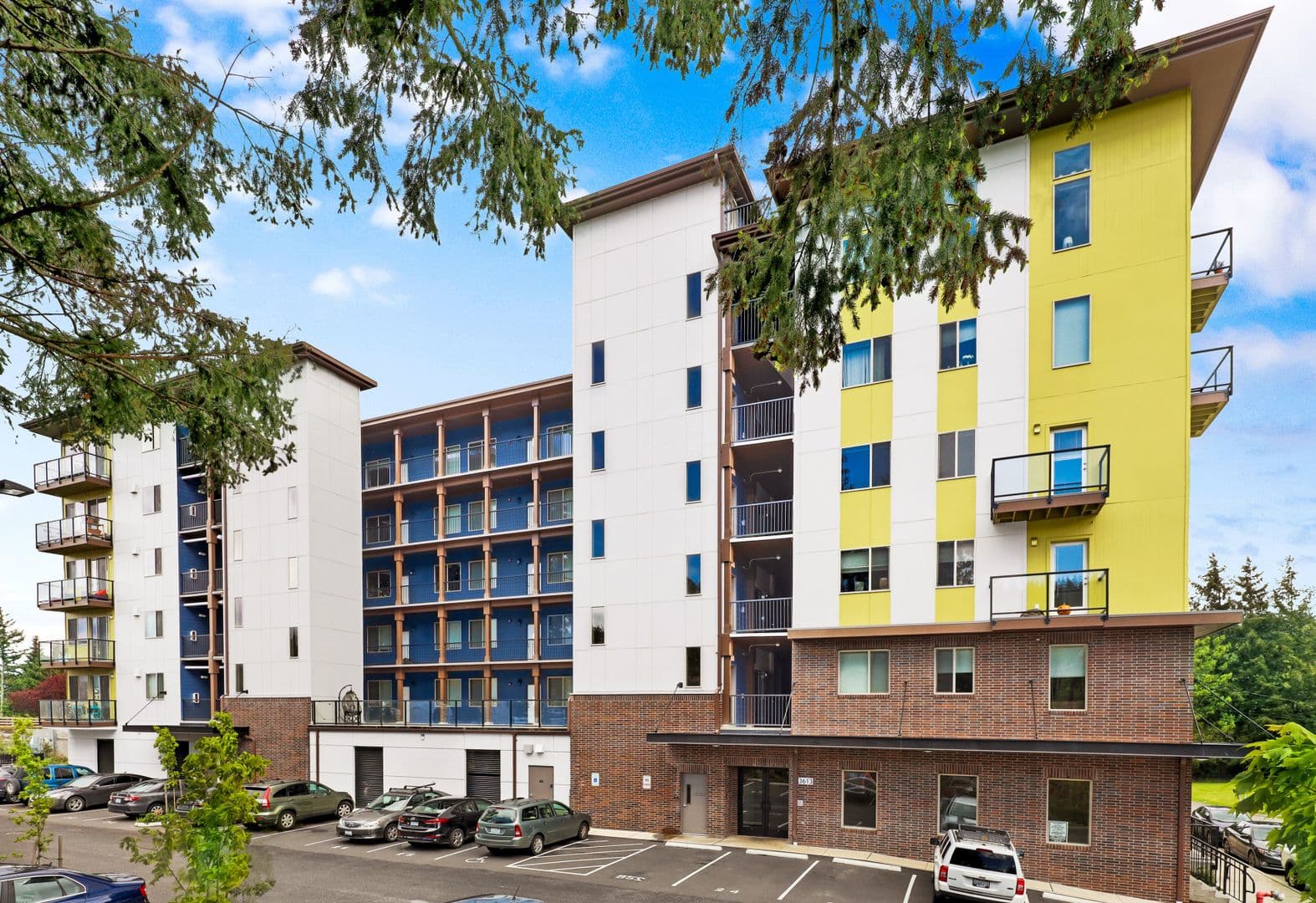 Bellingham Apartment: 3613 Consolidation Avenue