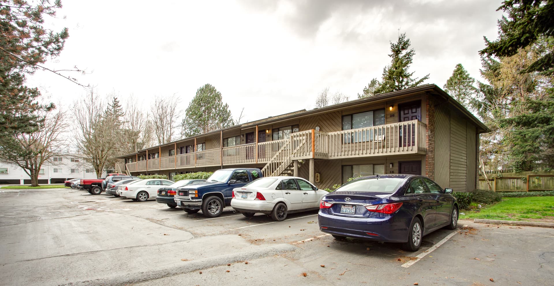 Bellingham Apartment: 2836-2842 W. Maplewood Ave