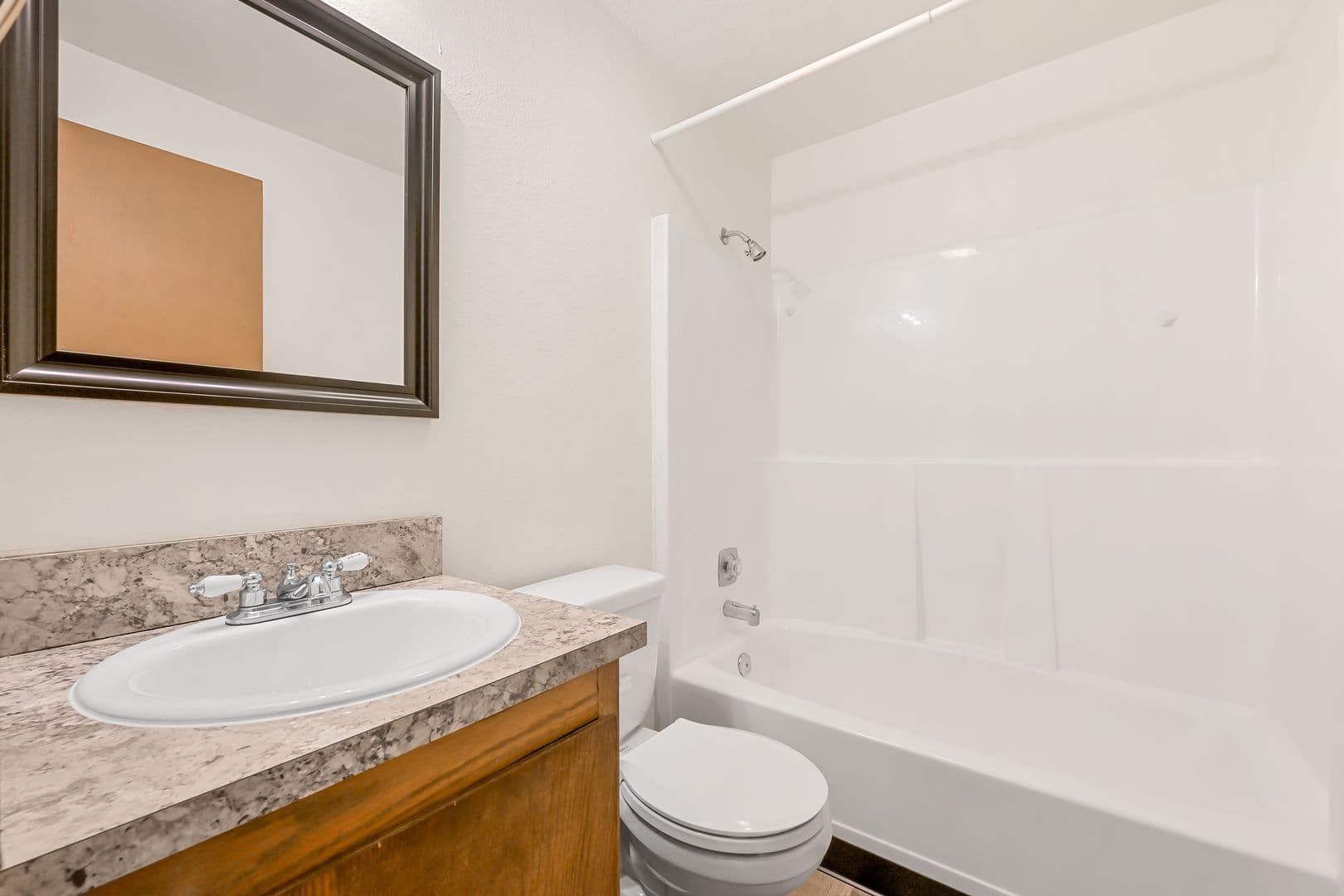 Bellingham Apartment: 1212 Nevada Street