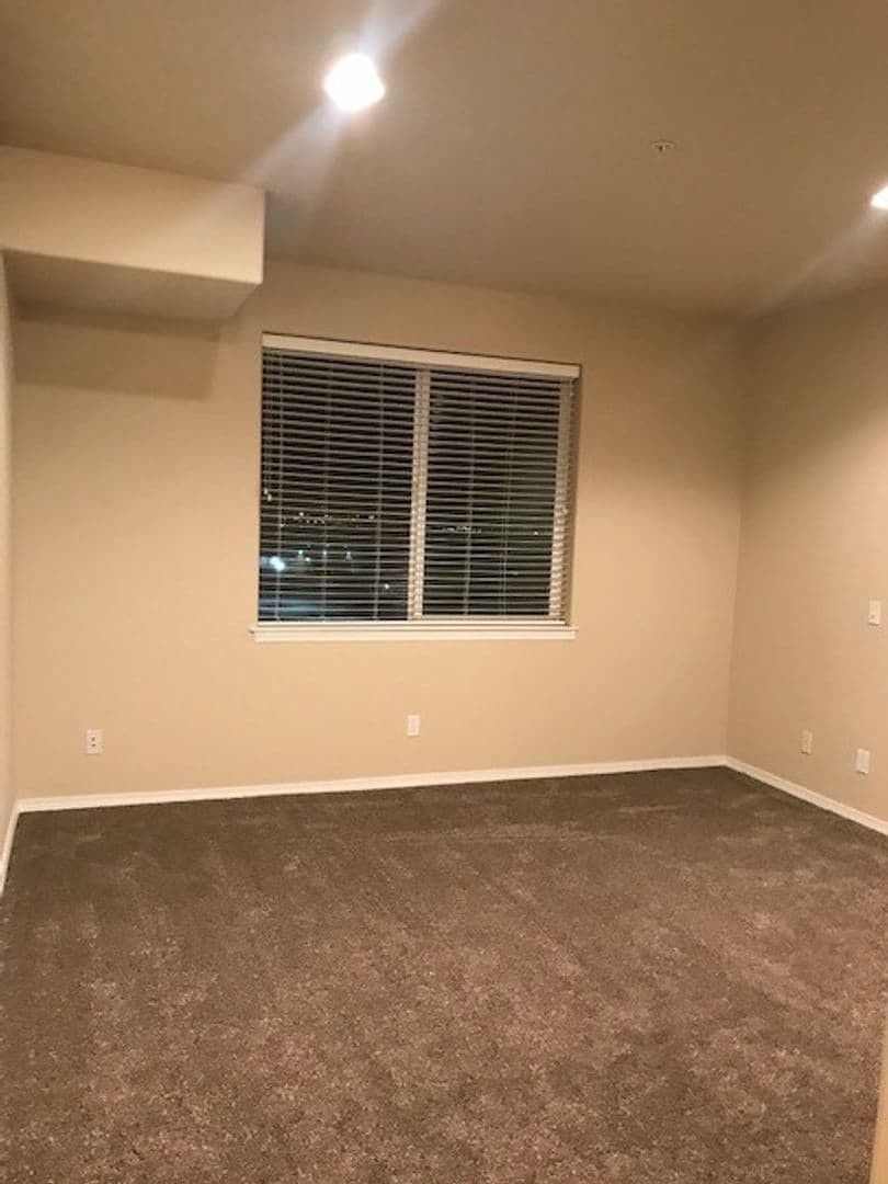 Bellingham Apartment: 600 Boulevard