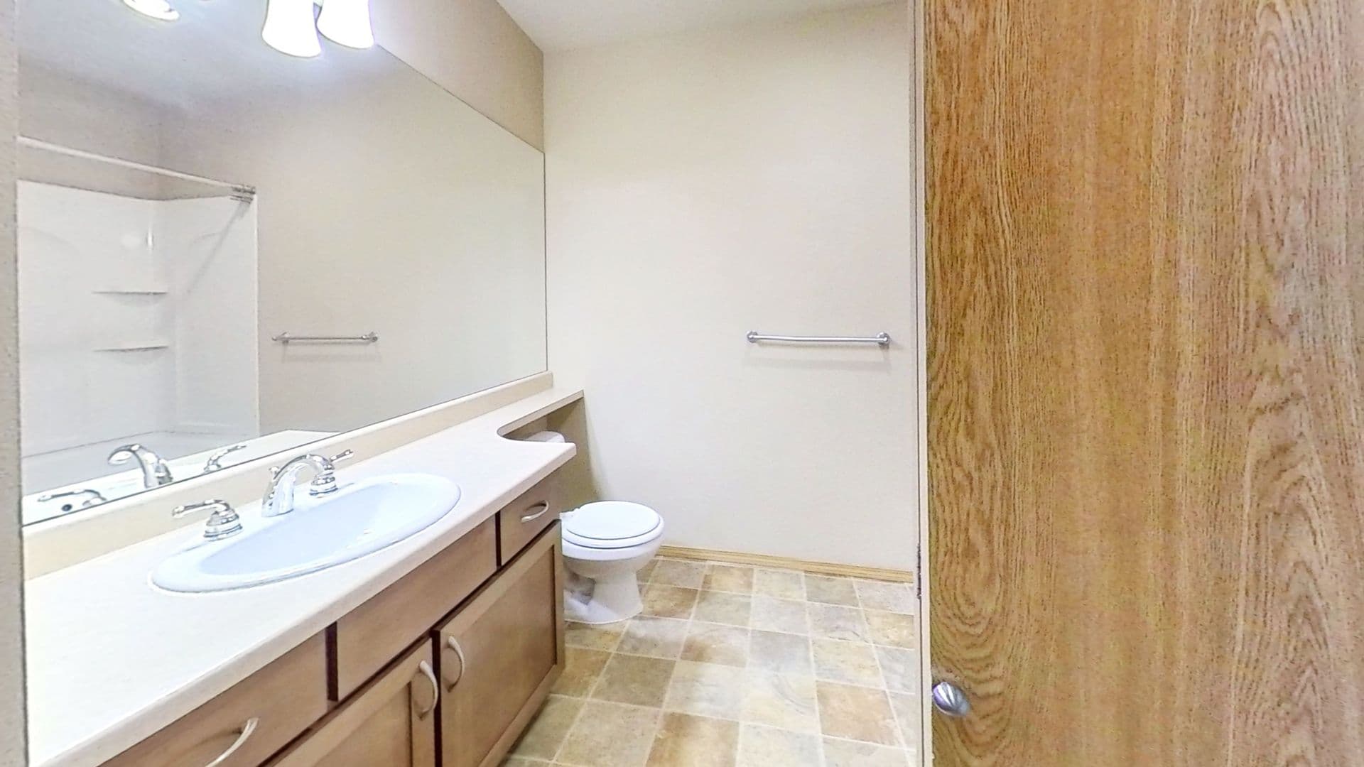 Bellingham Apartment: 1440 10th Street