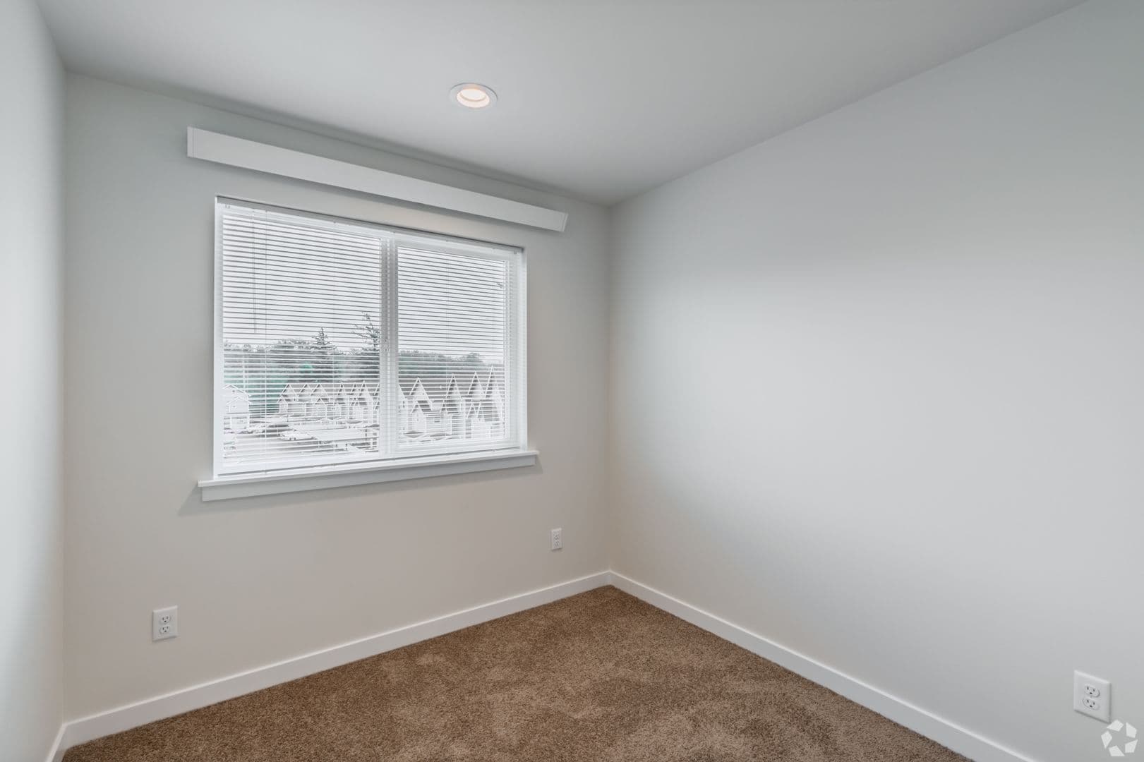 Bellingham Apartment: 200- 282 Tull Place