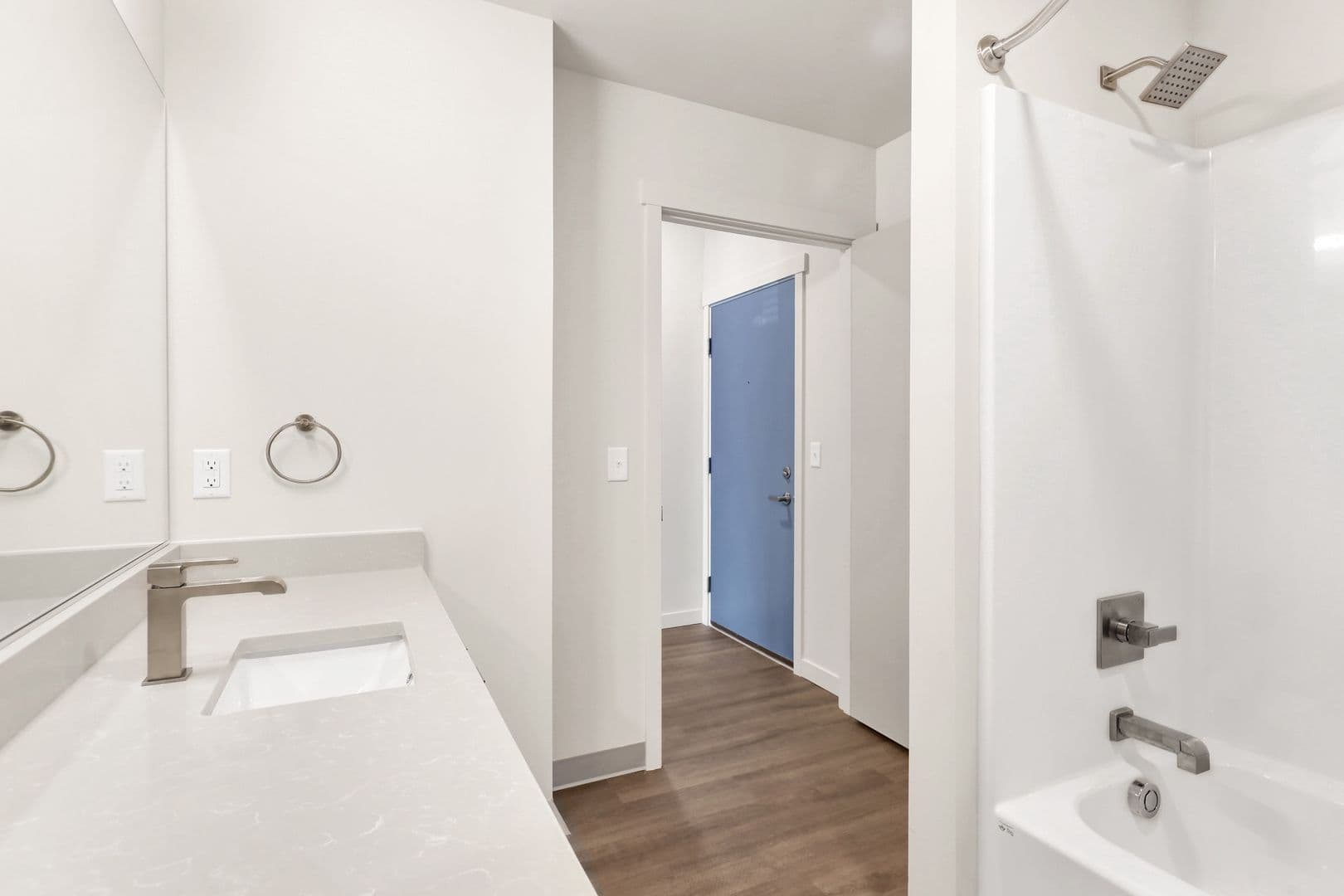 Bellingham Apartment: 1818 D Street