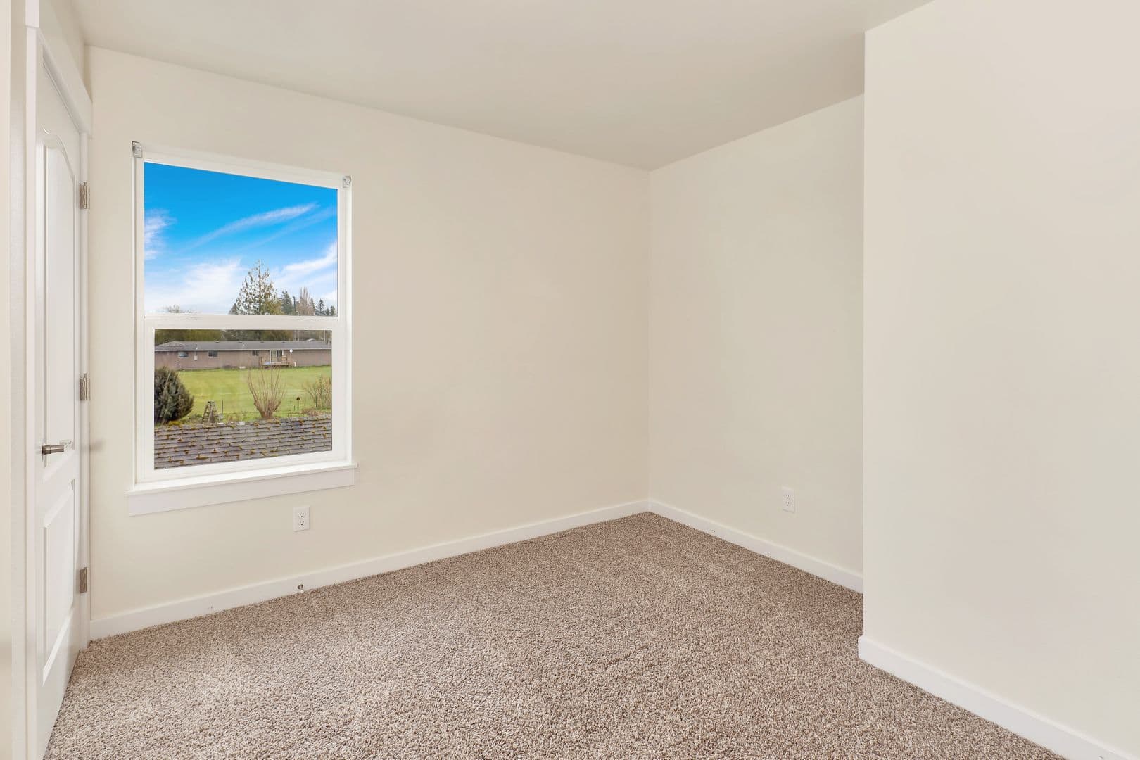 Sumas Apartment: 404-412 W. Front Street