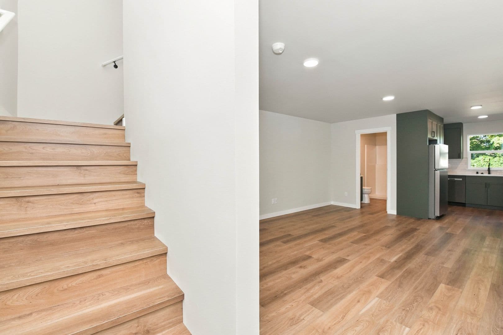 Bellingham Apartment: 1019 Jersey Street