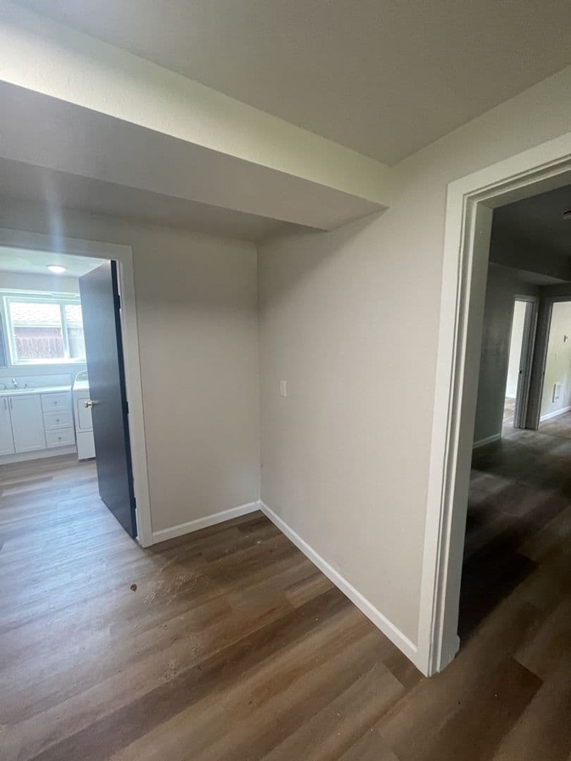 Bellingham House: 1017 Yew Street