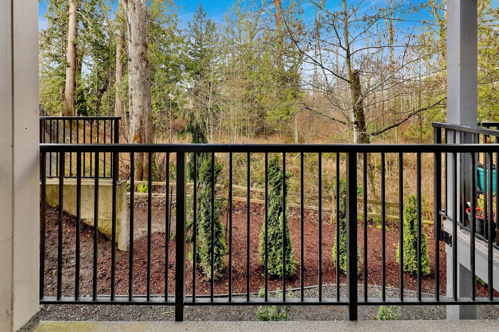 Bellingham Apartment: 541 -545 -549 E Kellogg Road