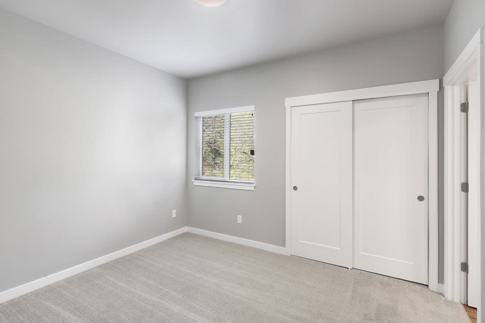 Bellingham Apartment: 4265 Creston Way