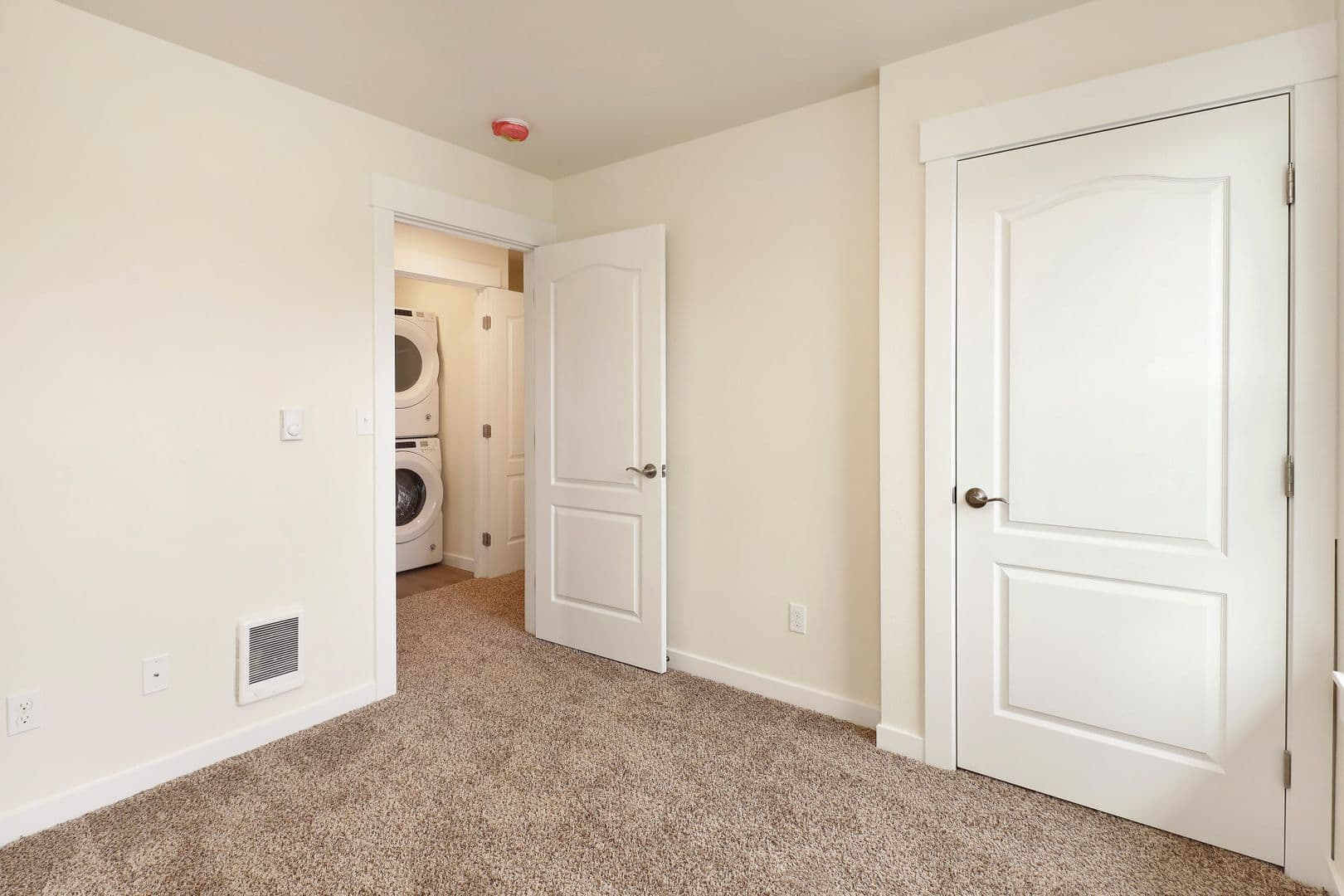 Sumas Apartment: 404-412 W. Front Street