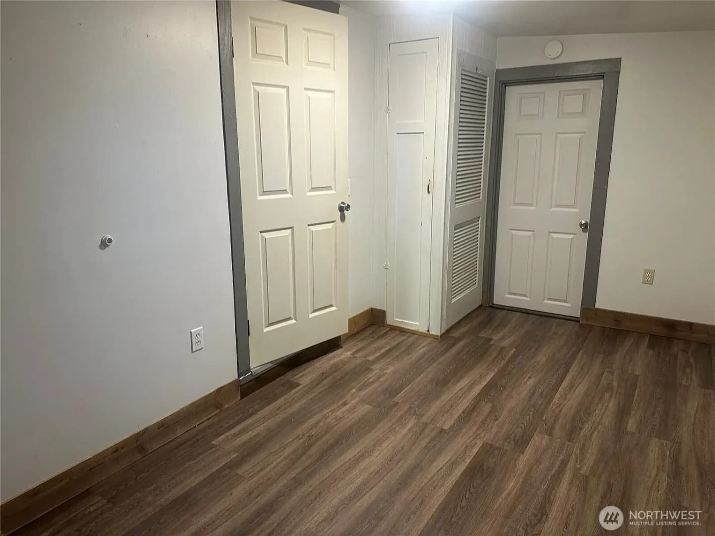 Lynden House: 117 Drayton St