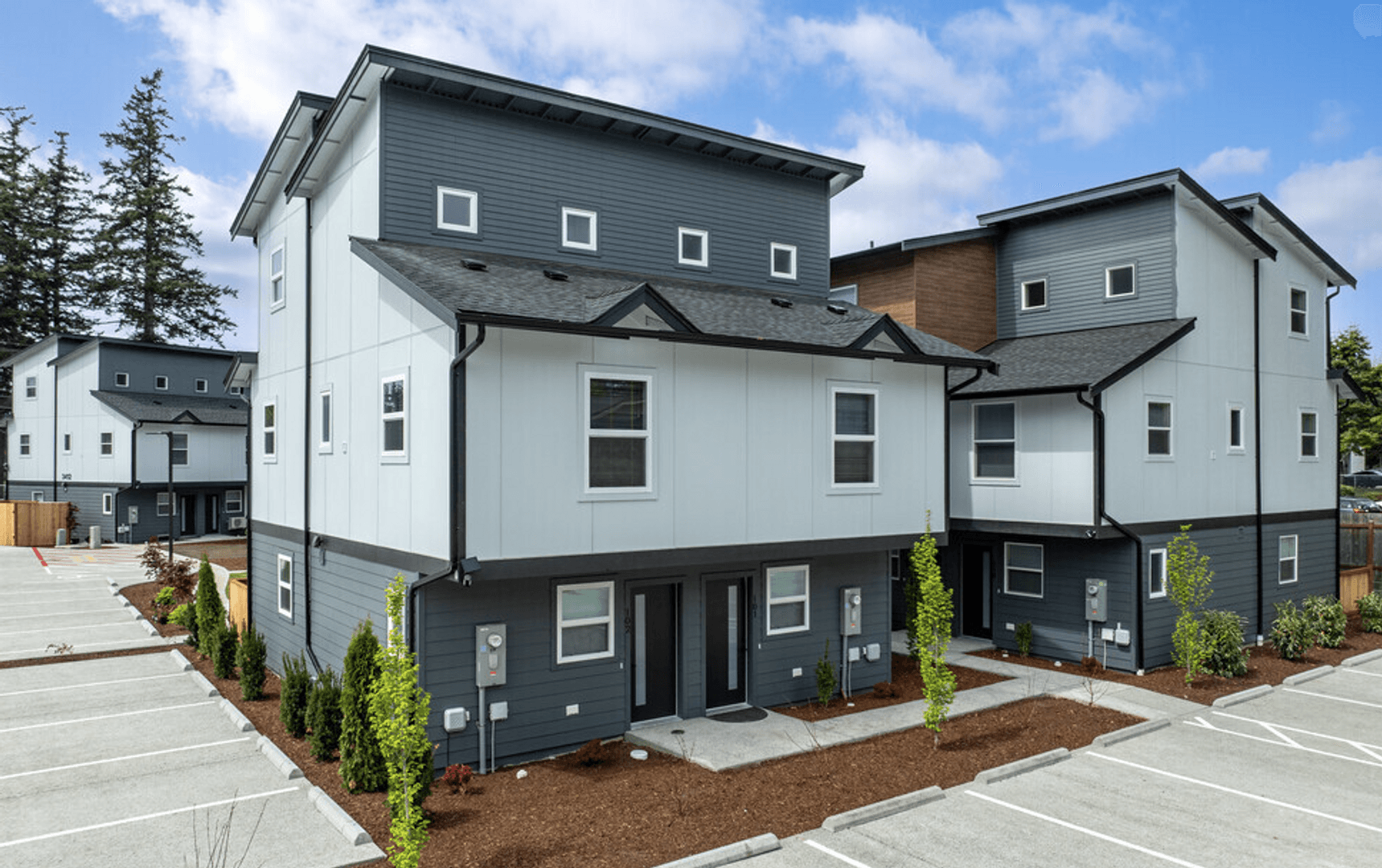 Bellingham Apartment: 3408-3412 Northwest Avenue