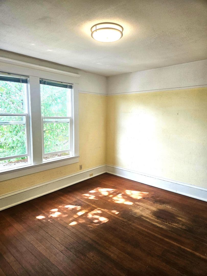 Bellingham House: 1515 12th Street - 1515
