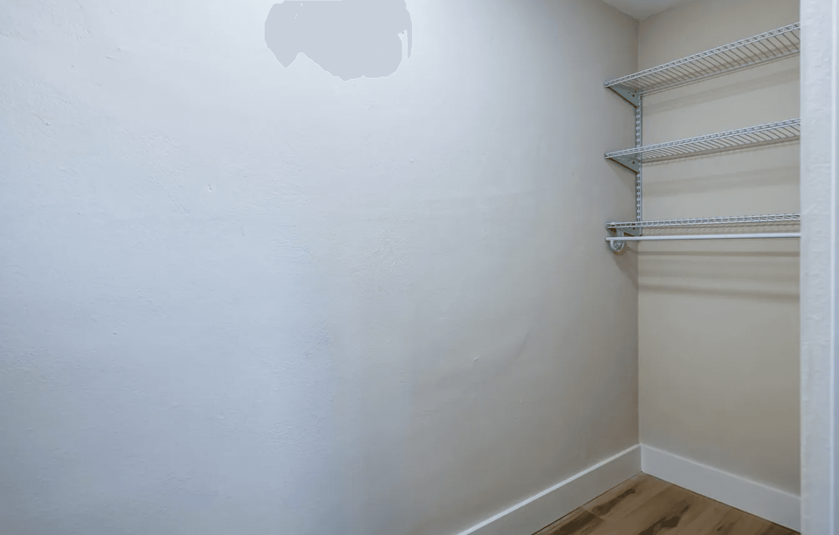 St. Louis Apartment: 3710 Greenwood Blvd