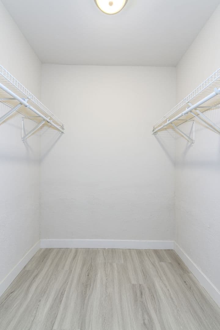 St. Louis Apartment: 7912 Olde English Rd