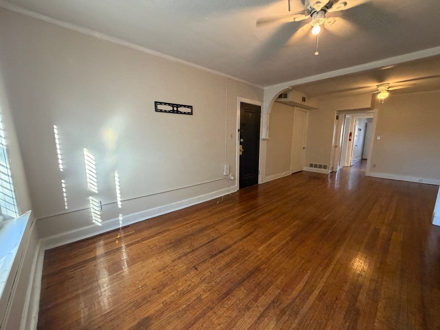 KANSAS CITY Apartment: 716-718 W 38th St