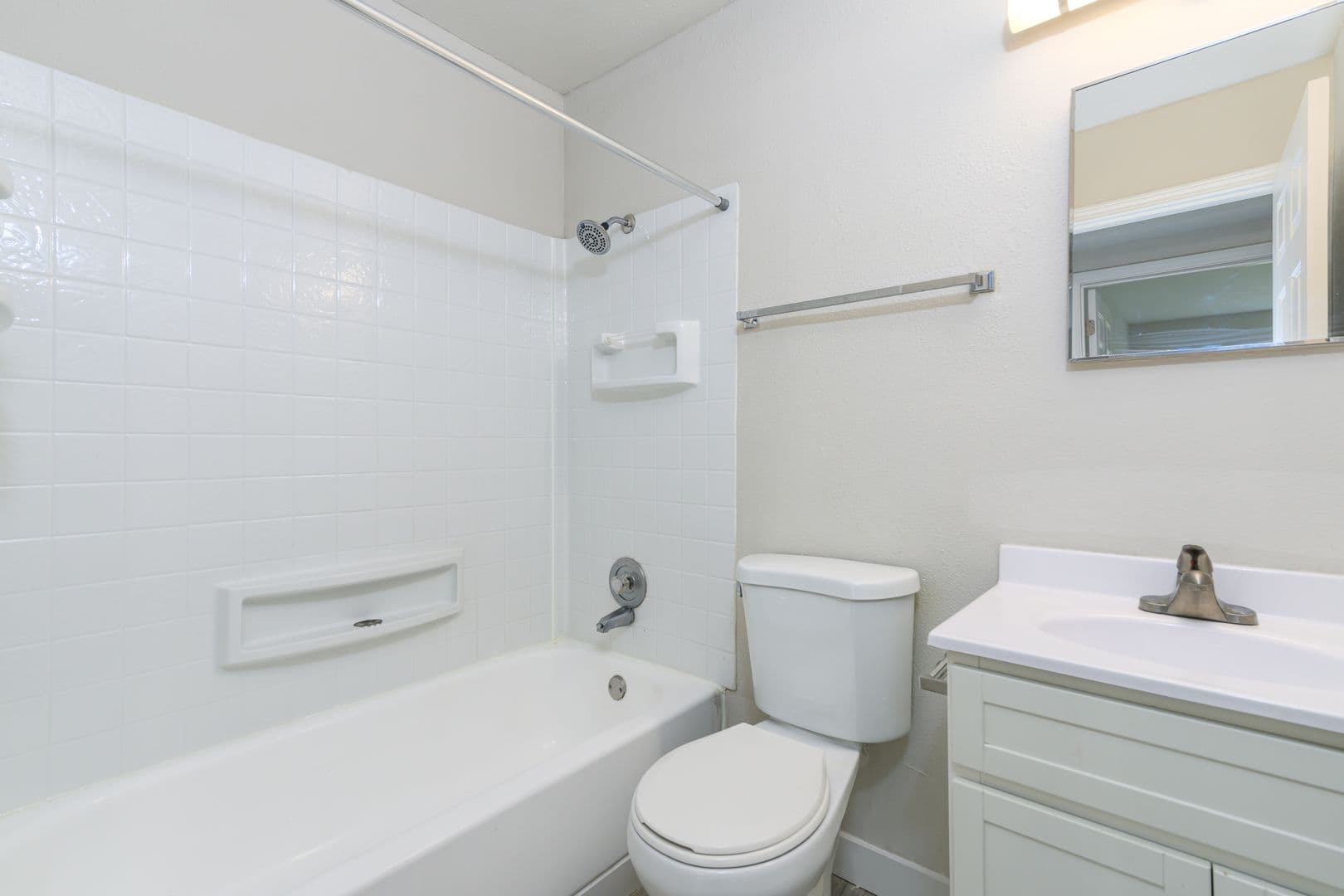 St. Louis Apartment: 7912 Olde English Rd
