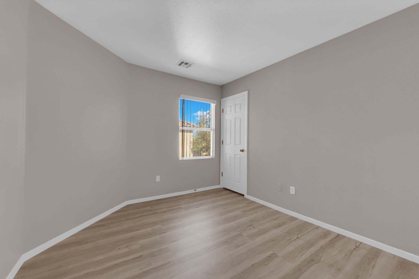 LAS VEGAS House: 9432 SANTANA SIESTA AVE.