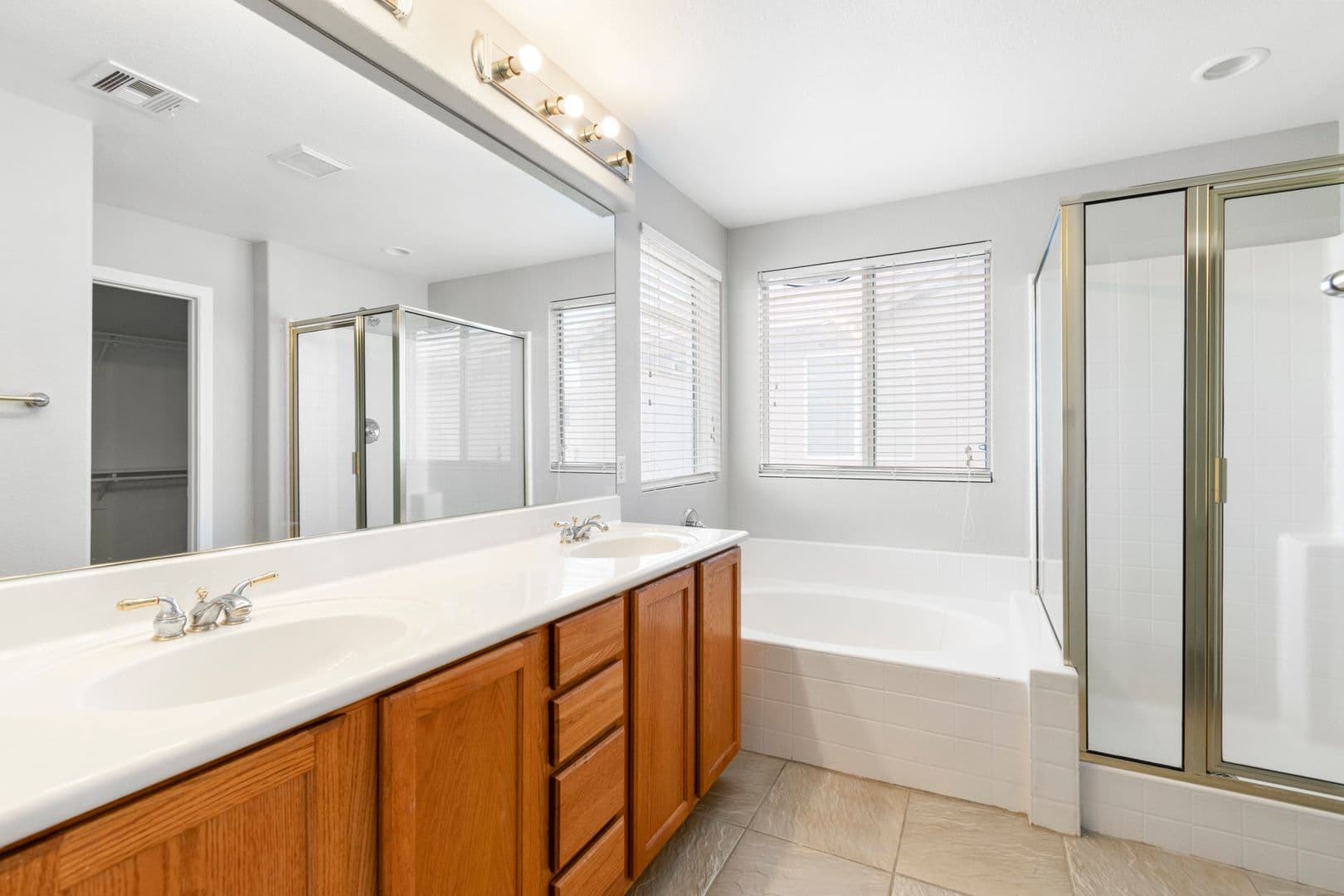 Henderson House: 657 Powder Brook Drive