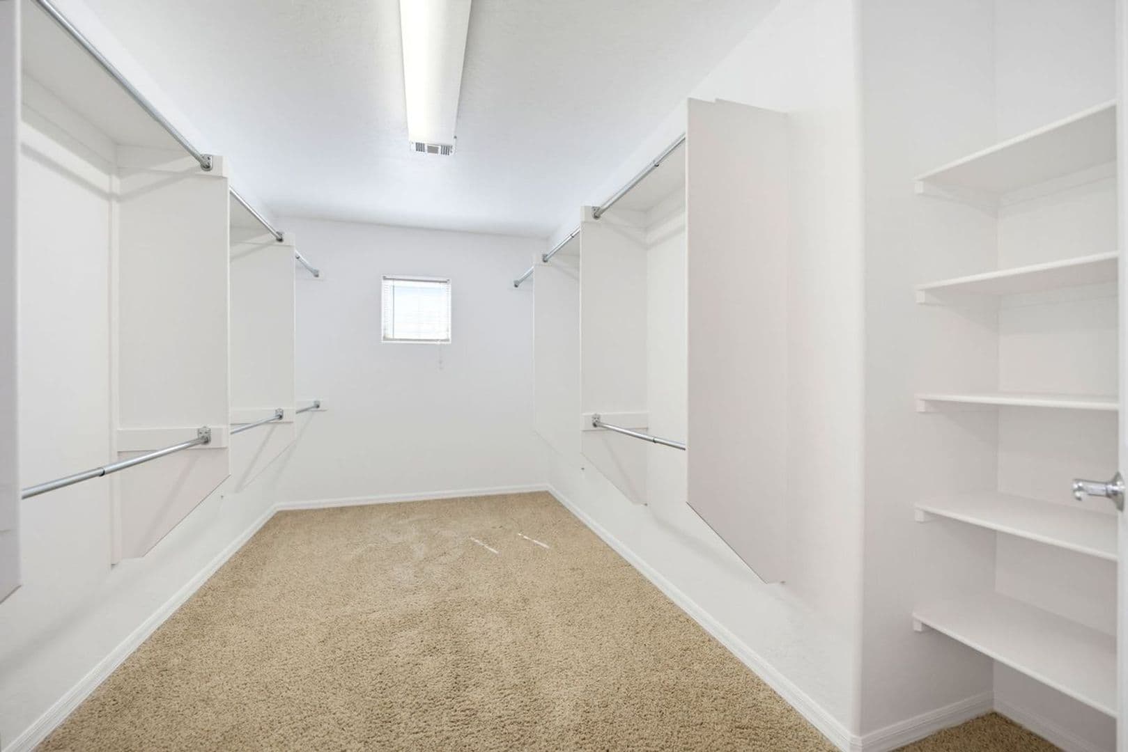 Las Vegas House: 6960 Nordalpino Ave
