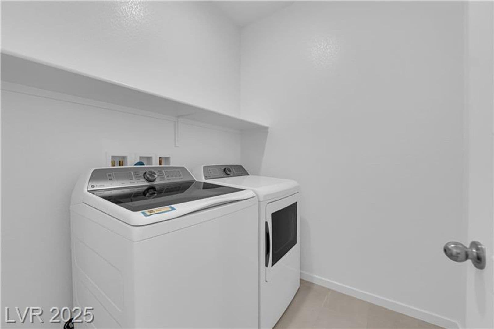Las Vegas House: 6704 Chargehand Ave