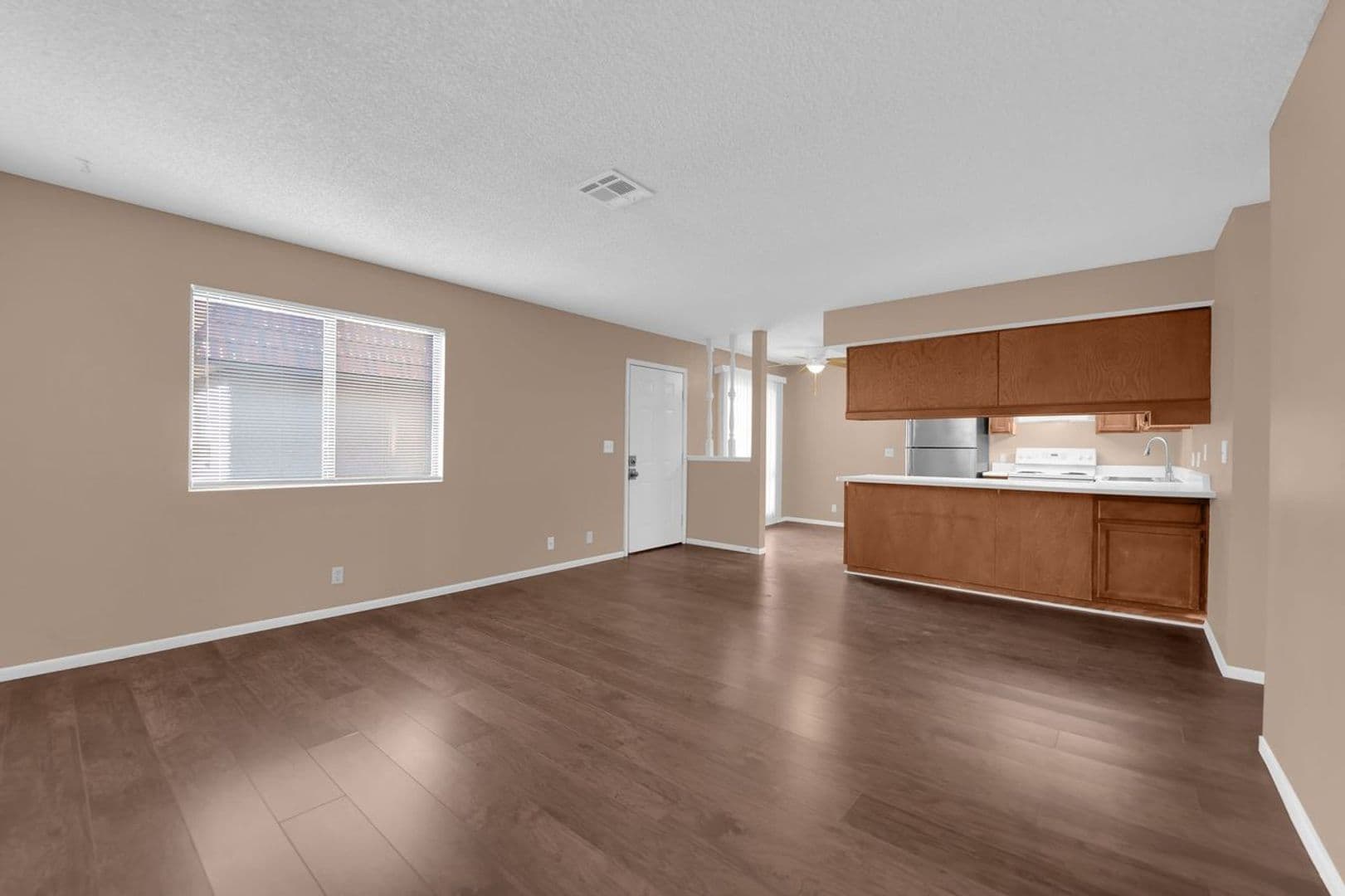 Las Vegas House: 4300 N Lamont St Unit 251