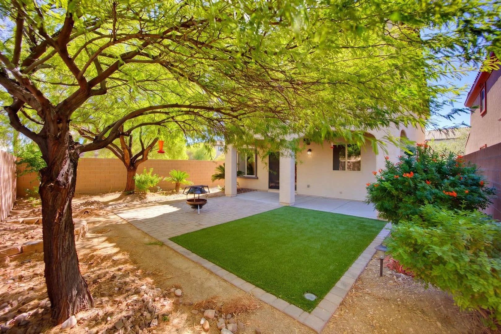 Las Vegas House: 6960 Nordalpino Ave