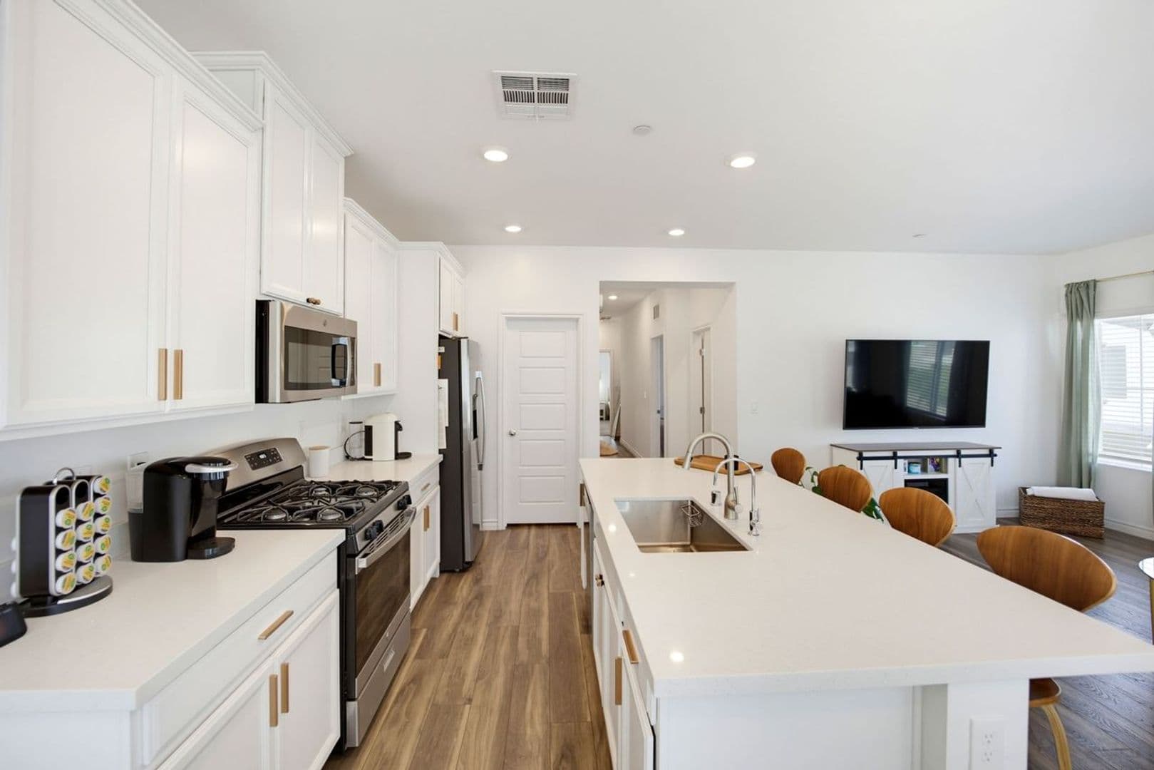 Las Vegas Townhome: 7232 North Decatur Boulevard #6