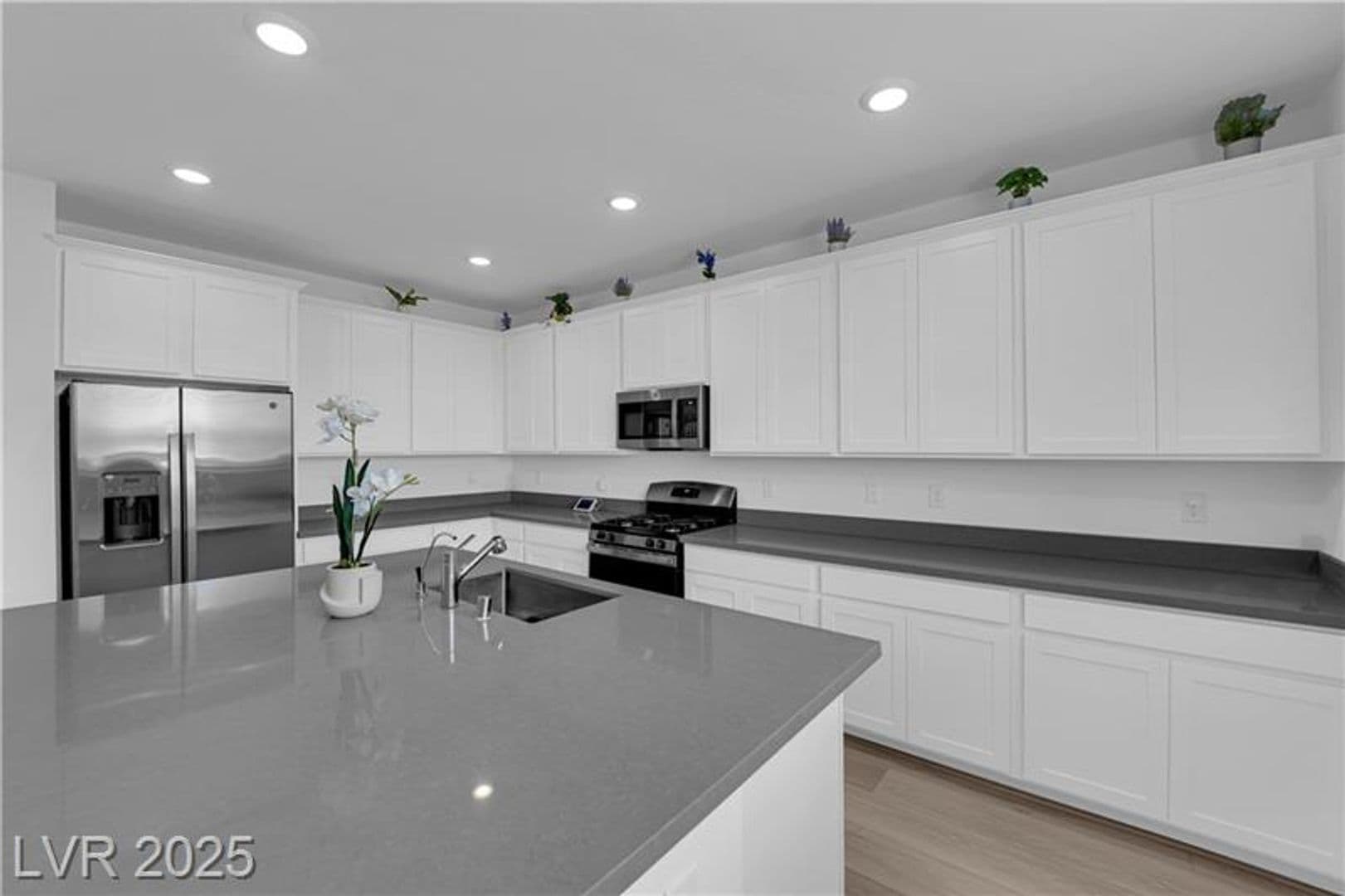 Las Vegas House: 6704 Chargehand Ave