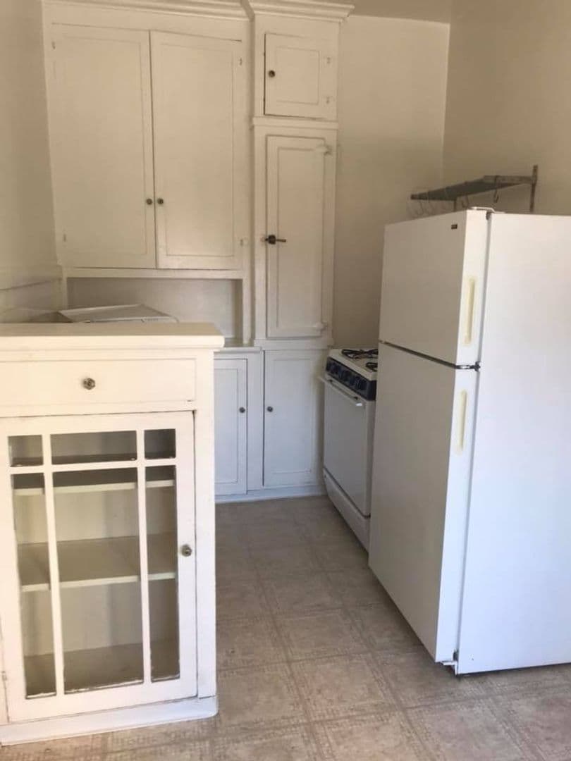 Berkeley Apartment: 2419 Durant Ave