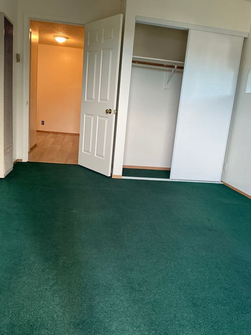 Berkeley Apartment: 2230 Haste St