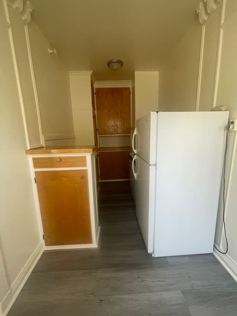 Berkeley Apartment: 2419 Durant Ave