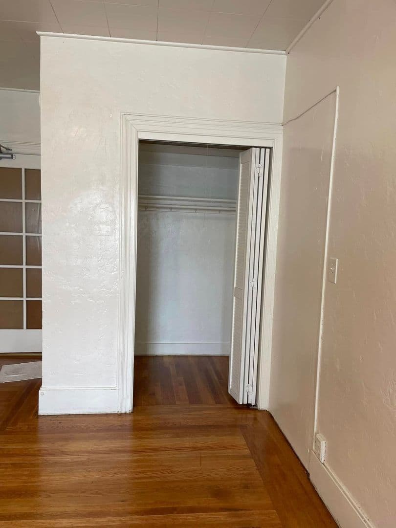 Berkeley Apartment: 2411 Durant Ave