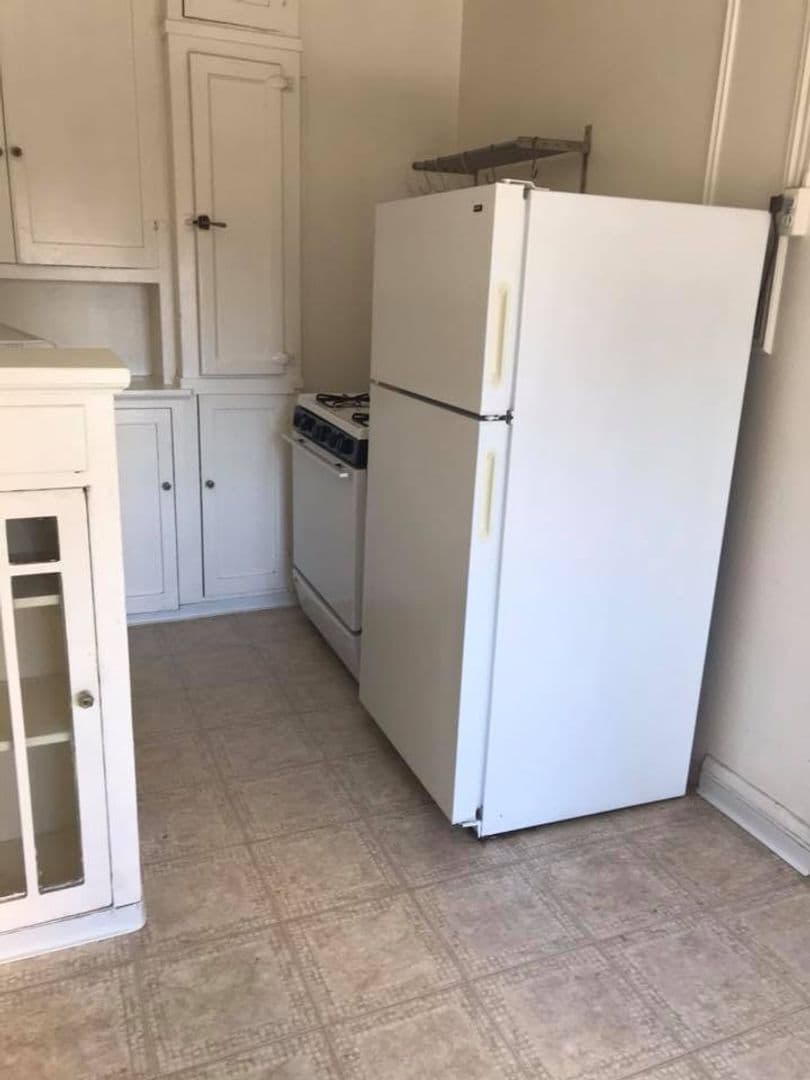 Berkeley Apartment: 2419 Durant Ave