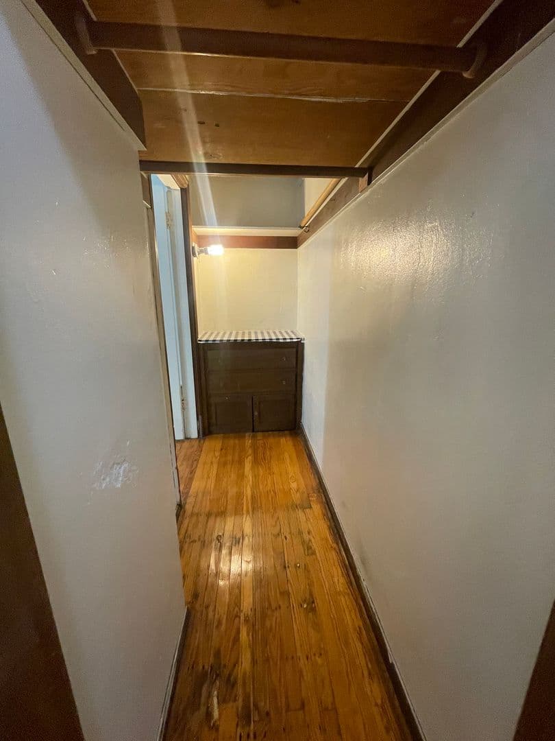 Berkeley Apartment: 2514 Piedmont Ave
