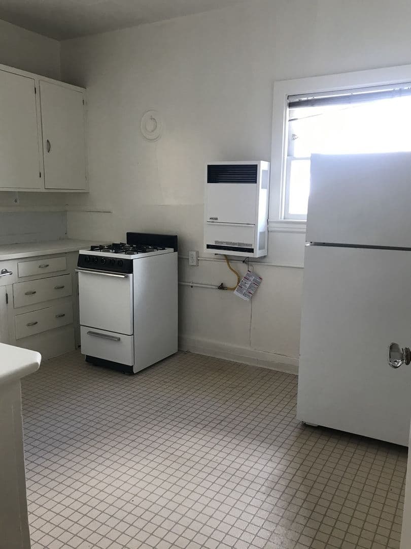 Berkeley Apartment: 2411 Durant Ave
