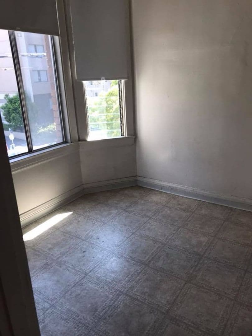 Berkeley Apartment: 2419 Durant Ave