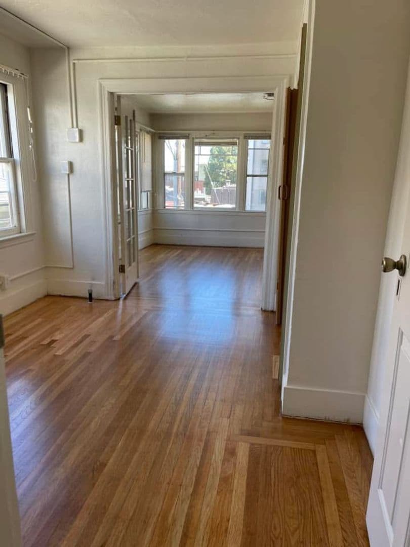Berkeley Apartment: 2411 Durant Ave